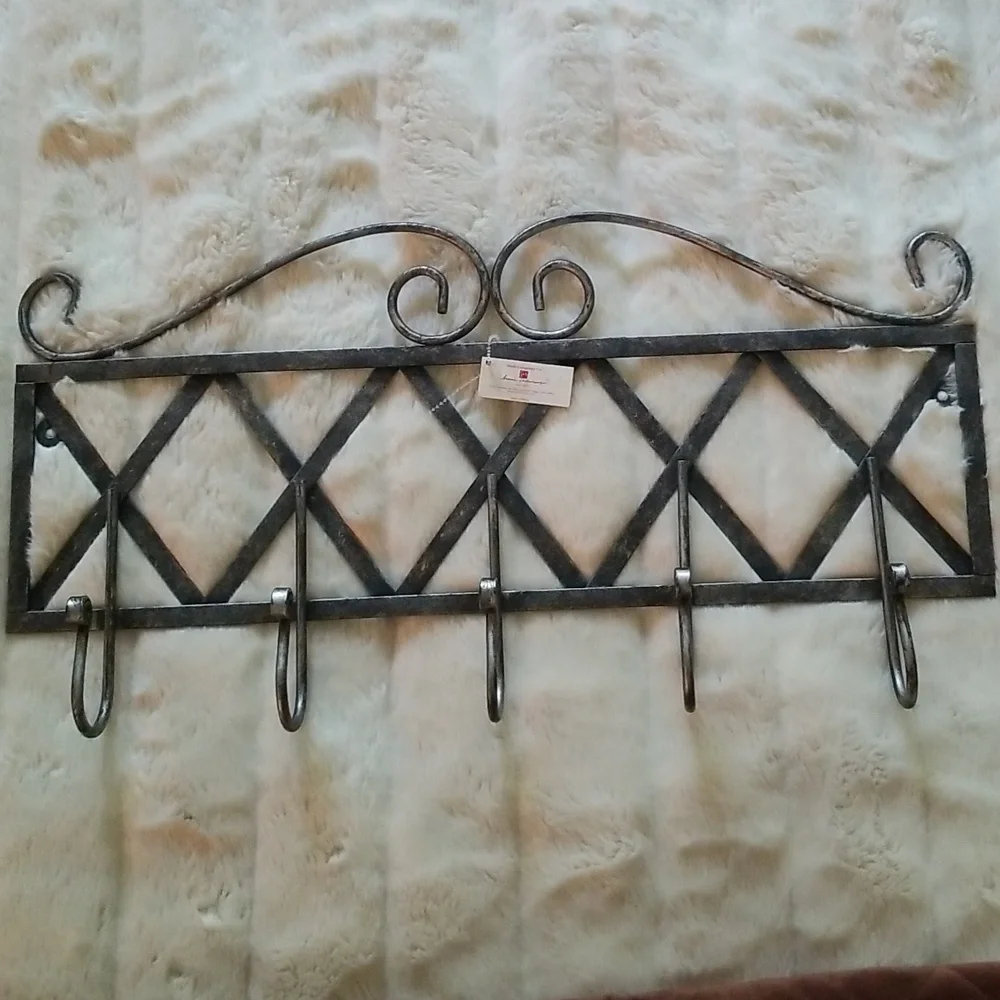 Home Interiors Metal 5 Hook Rack
